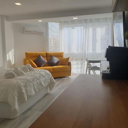 Estudio Amalfi Torre Del Mar Ngoại thất bức ảnh
