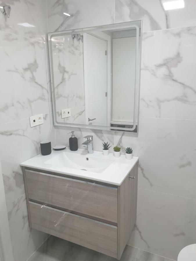 Estudio Amalfi Torre Del Mar Ngoại thất bức ảnh